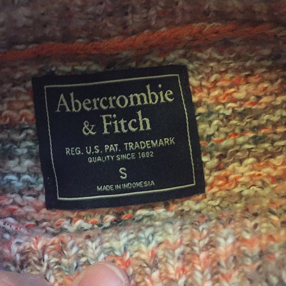 Sweater - Picture 3 of 5